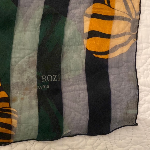 Marc Rozier Paris Bows square silk scarf - Picture 11 of 17